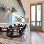 Cuore Al Centro - Luxury Near Egyptian Museum With Parking By A Porter Appartement