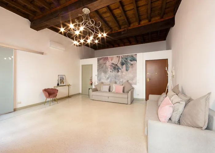 Apartmán Cuore Al Centro - Luxury Near Egyptian Museum With Parking By A Porter *