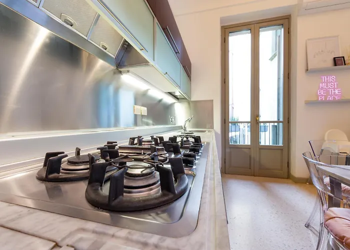 Cuore Al Centro - Luxury Near Egyptian Museum With Parking By A Porter Apartmán